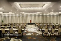 DoubleTree by Hilton Manchester Downtown - موقف سيارات