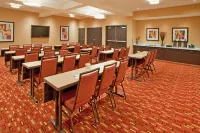 Courtyard Pittsburgh North/Cranberry Woods - Pet friendly