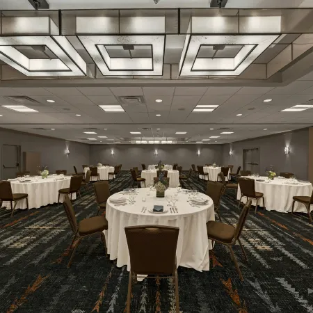 Embassy Suites by Hilton Oklahoma City Will Rogers Airport