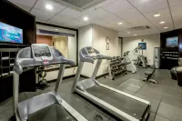 Hampton Inn & Suites Montgomery-Downtown - parking