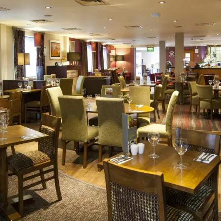 Premier Inn Leeds City (Elland Road)