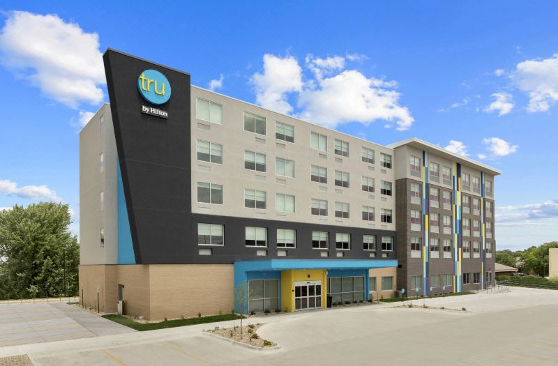 Tru by Hilton Lincoln East
