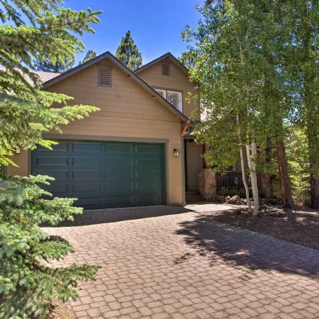 Flagstaff Hideaway Private Hot Tub, 4 Mi to Dtwn!