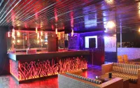 斯利拉姆公寓飯店 - 酒吧