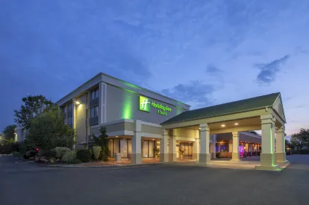 Holiday Inn & Suites Parsippany Fairfield