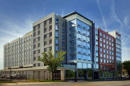 Homewood Suites by Hilton Washington DC NoMa Union Station Отели рядом с достопримечательностью «Базилика непорочного зачатия»