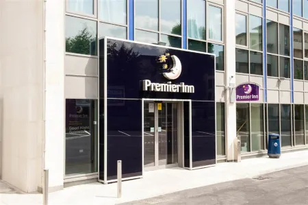 Premier Inn London Hendon (The Hyde)