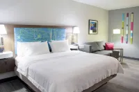 Hampton Inn Danville - parking