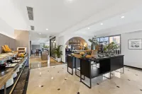 Somerset Grand Citra Jakarta Hotels in South Jakarta