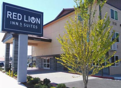 Red Lion Inn & Suites Everett