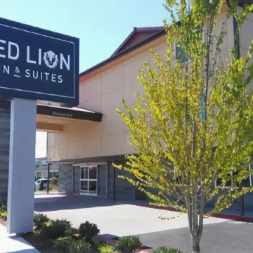 Red Lion Inn & Suites Everett