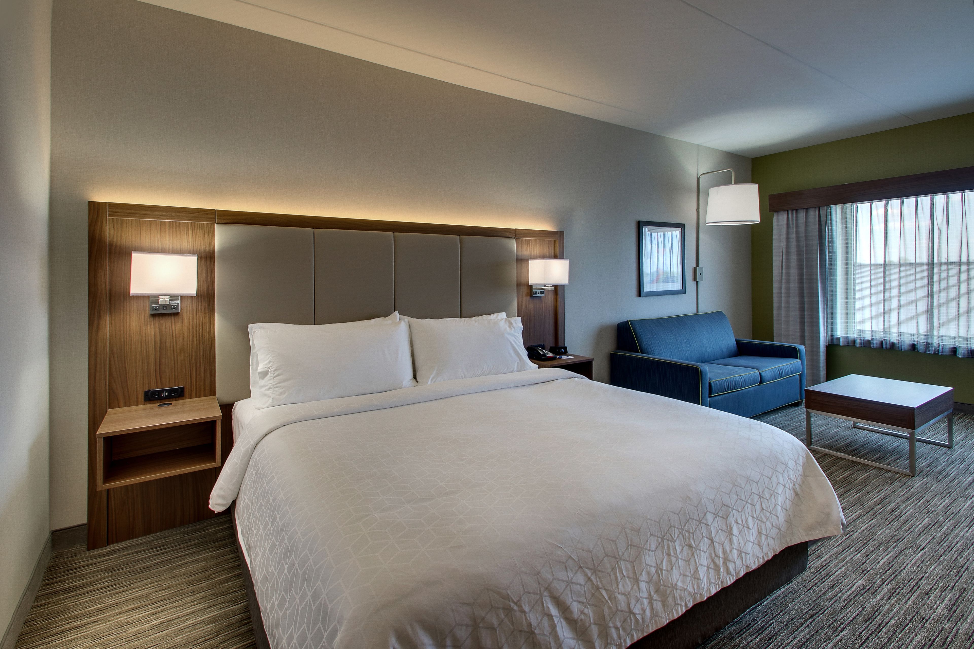 Holiday Inn Express & Suites Findlay North, an Ihg Hotel