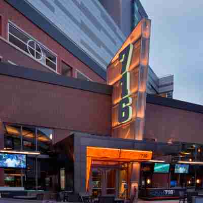 Buffalo Marriott at Lecom Harborcenter Hotel Exterior