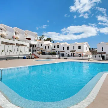 Holiday House with Pool in the South of Tenerife