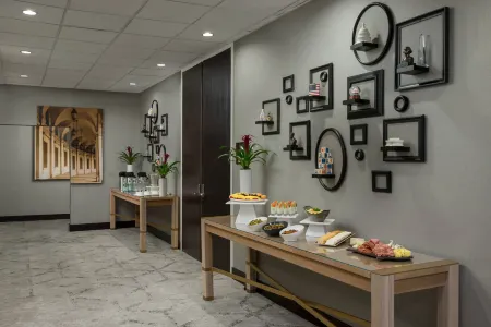 Hyatt Centric Arlington Отели рядом с достопримечательностью «Могила Неизвестного Солдата»