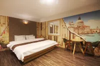 Geojedo Gohyeon Pharaoh Hotel