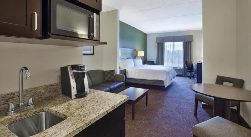 Holiday Inn Express Hotel & Suites Saginaw, an Ihg Hotel