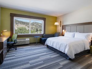 Holiday Inn Express & Suites Kelowna - East