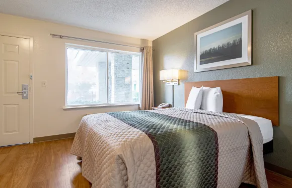 塔科馬-普亞勒普霍姆湯開放式公寓