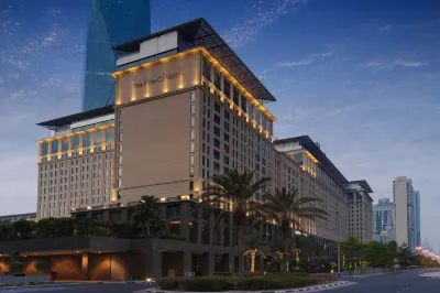 Ritz Carlton DIFC Downtown Dubai Hotels in der Nähe von Emaar Properties PJSC
