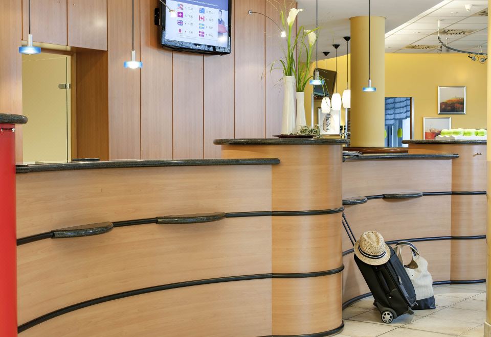 3. 이비스 베를린 ..