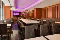 Residence Inn by Marriott Toronto Downtown / Entertainment District