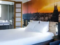 Novotel Paris 14 Porte d'Orléans Hotel di Montrouge