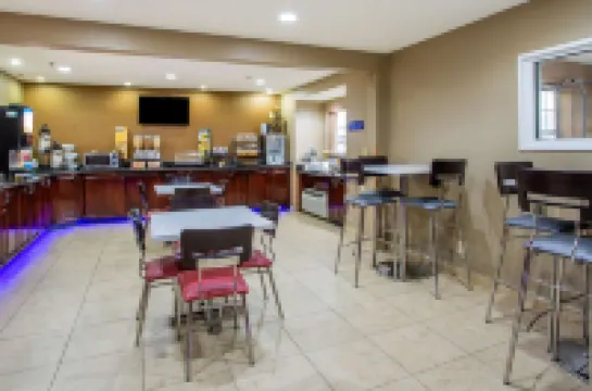 Microtel Inn & Suites by Wyndham Charleston WV Hotels in Kanawha County