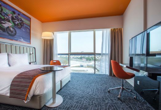 파크 인 바이 래디슨의 풀서비스 스파 내부