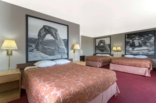 Super 8 by Wyndham Green River Hotels in Green River