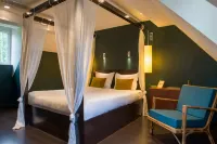 Domaine de Bellevue The Originals Relais Hotels in Pommeuse