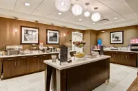Hampton Inn & Suites Detroit/Troy - breakfast