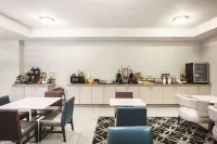 曼斯費爾德拉昆塔溫德姆套房飯店 曼斯費爾德住宿飯店