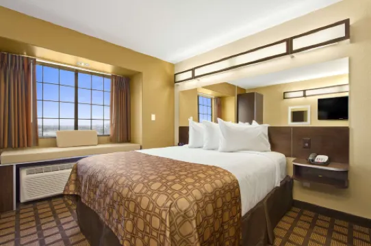 Microtel Inn & Suites by Wyndham Round Rock