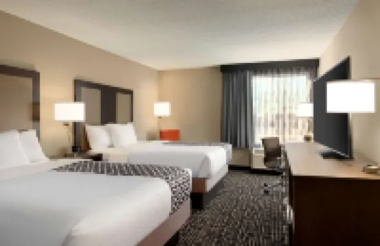La Quinta Inn & Suites by Wyndham St Louis Route 66 - Morgenmad