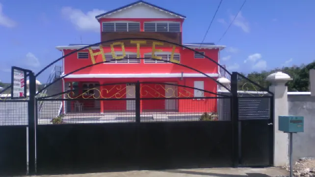 Individual Guest Room Rentals with Private Bathroom Hotels in Port-Louis