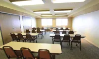 AmericInn by Wyndham Cedar Rapids/CID Airport Hotels in Amana