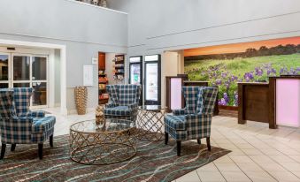 La Quinta Inn & Suites by Wyndham Kerrville