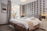 La Roseraie Hôtel Restaurant Hotels in Coly