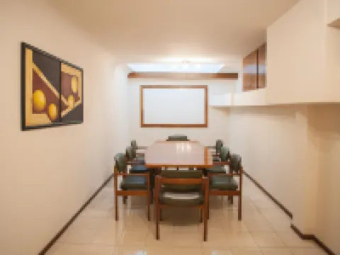 公主飯店 門多薩住宿飯店