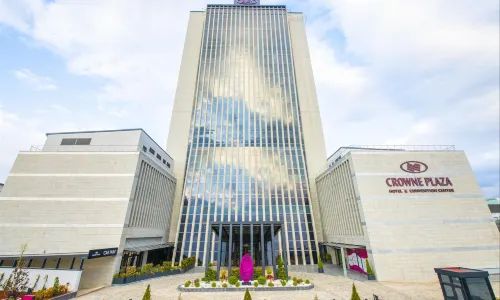 คราวน์ พลาซ่า Ankara บาย IHG