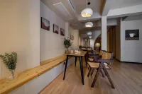 An Octopus Y.Z.W Homestay