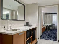 Embassy Suites by Hilton Washington DC Convention Center - Swimmingpools