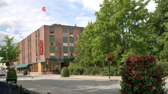 Thon Hotel Backlund Отели в г. 
