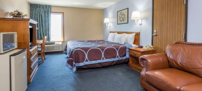Super 8 by Wyndham O'Fallon MO/St. Louis Area Hotels in St. Charles County