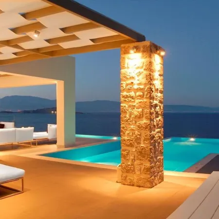 Welcome to Villa Soligia! Beach Front Villa Large Private Pool Amazing Sea View