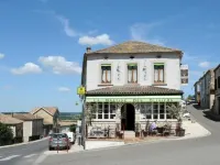 Logis Hôtel la Bastide des Oliviers Hoteles en Monflanquin