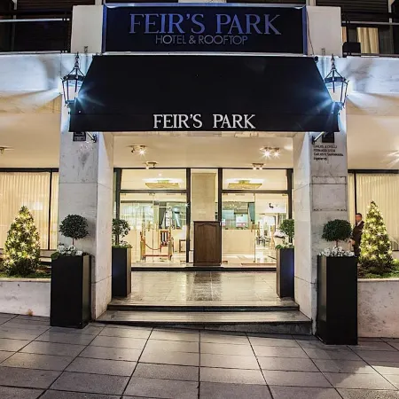 Feir's Park Hotel & Rooftop Отели рядом с достопримечательностью «Железнодорожный вокзал Ретиро»