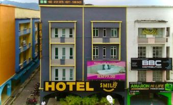 Smile Hotel Danau Kota