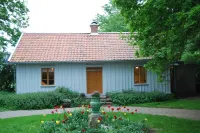 Nästegården Bed & Breakfast Các khách sạn gần Skövde Train Station